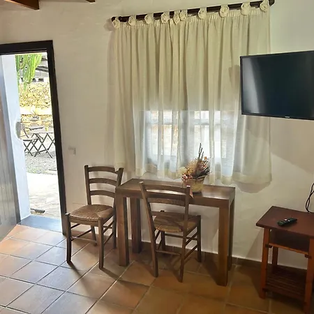 Isaitas Country house